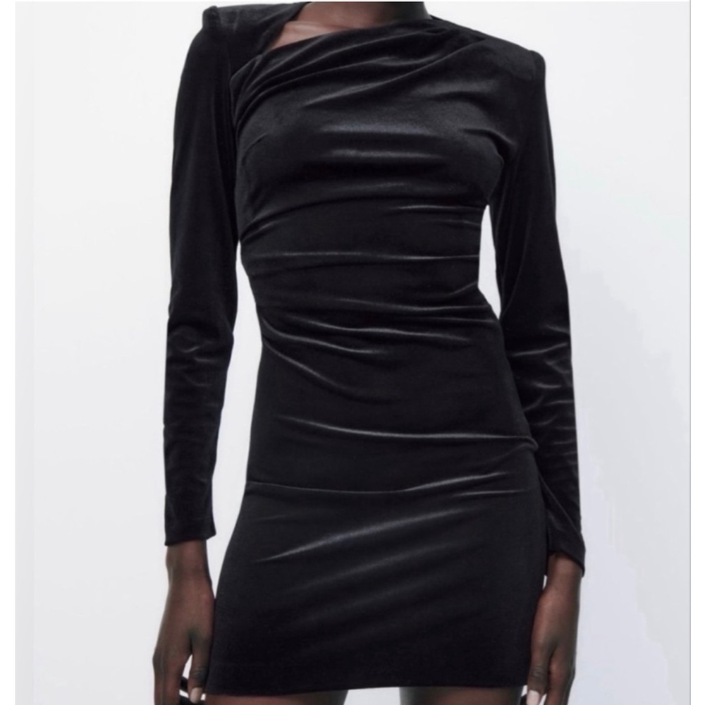 New Zara Dress Velvet Women's Black Size S Long Sleeve Evening Knee Length